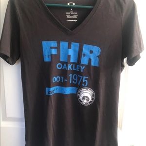 Oakley fitted Tee